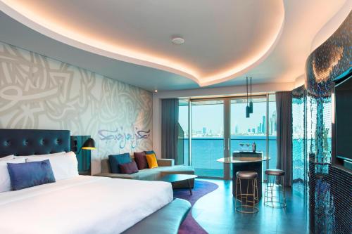 W Dubai - The Palm - Hotel Overview and Location