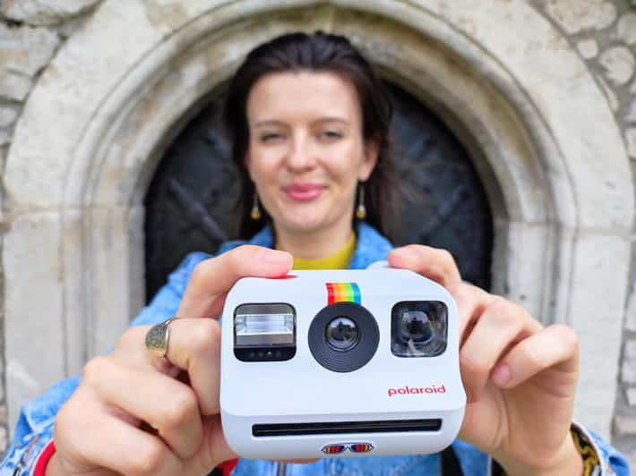 Walking Polaroid Tour With Snacks in Old Jewish Quarter