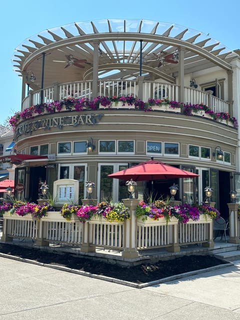 Walking Tour: Guided Walking Tour of Niagara-on-the-Lake