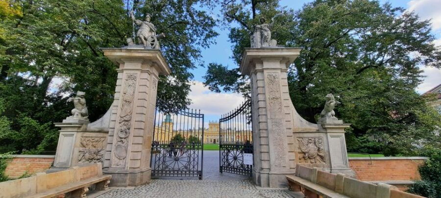 Wilanów Palace: 2-Hour Guided Tour With Entrance Tickets - Overview of Tour