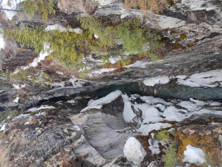 Winter Tour From Banff Lake Louise, Marble Canyon, BanffTown