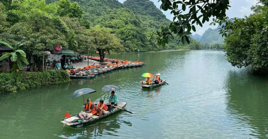 Wonderful Ninh Binh: HOA LU – CYCLING – TRANG AN – MUA CAVE