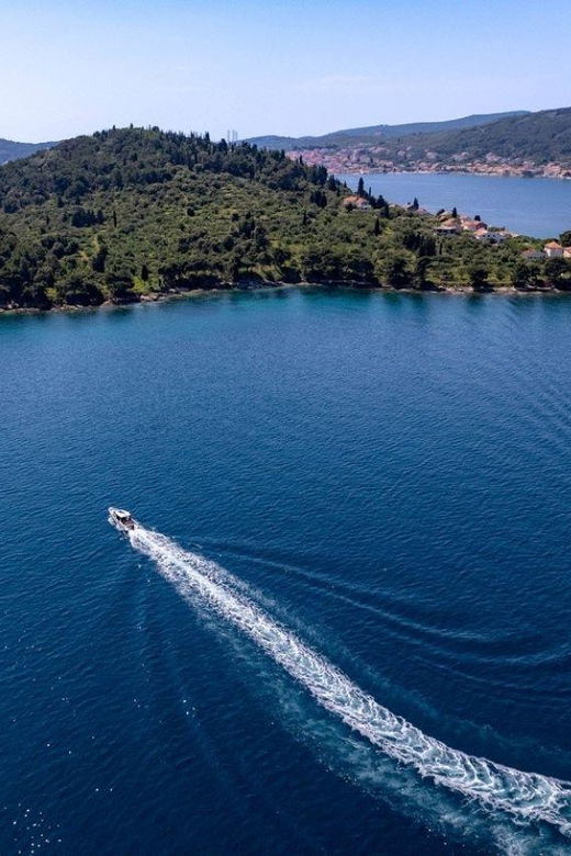 Zadar: Island Hopping Speedboat Tour With Drinks