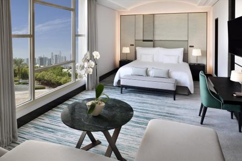 Address Montgomerie - Amenities and Services