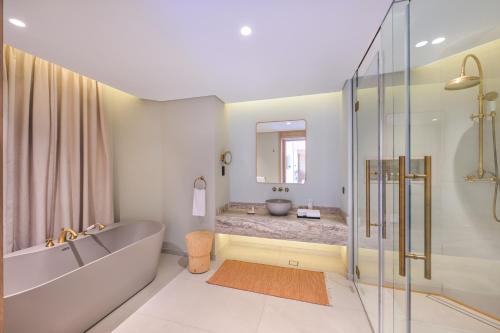 Al Badayer Retreat by Sharjah Collection - Accommodations and Amenities