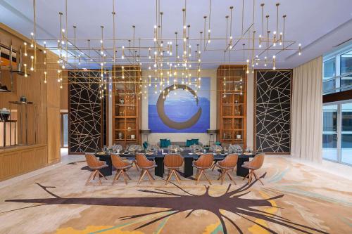 Andaz Dubai The Palm, By Hyatt - Hotel Overview