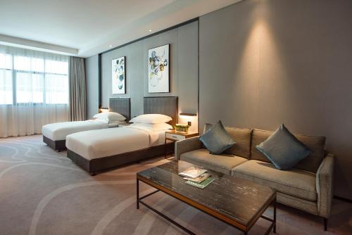 Asiana Grand Hotel - Dining Experiences