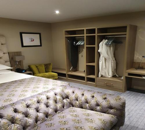 Boulevard Hotel - Accommodation Options