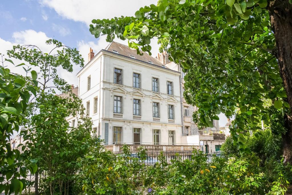 Central Park Tourist Residence Tours - Guest Experience