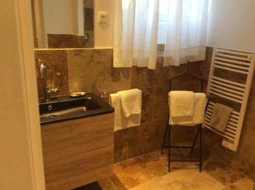 Clos Des Iris - Amenities and Facilities