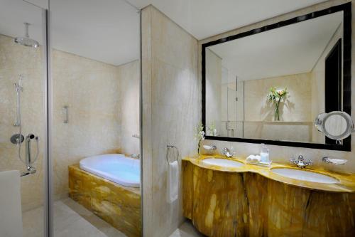 Crowne Plaza - Dubai Jumeirah, an IHG Hotel - Facilities and Amenities