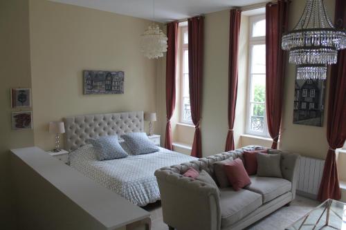 Duke of Brittany Luxury Apparthotel - Guest Reviews and Ratings