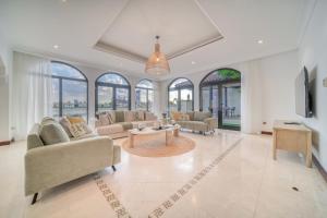 Frond D, Beach Front Villa, Palm Jumeirah - Mint Stay - Amenities and Facilities