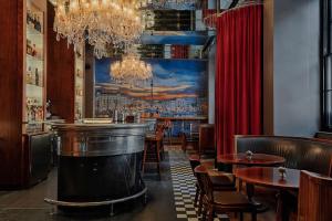 Great Northern Hotel, A Tribute Portfolio Hotel, London - Accommodations and Amenities