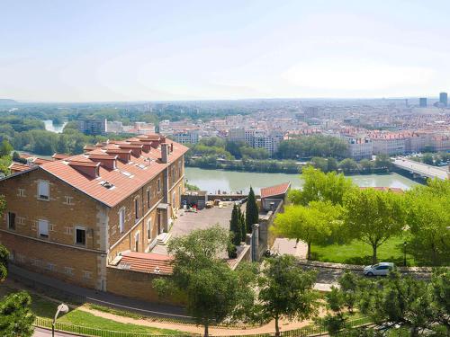 Hotel and Spa Fort St Laurent Lyon - Handwritten Collection - Guest Ratings and Reviews