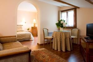 Hotel Argi Eder - Facilities and Amenities