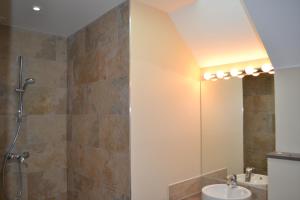 Hotel Au Bon Coin - Accommodations and Amenities