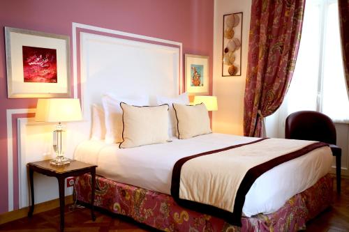 Hotel Royal Bon Repos - Accommodation Features