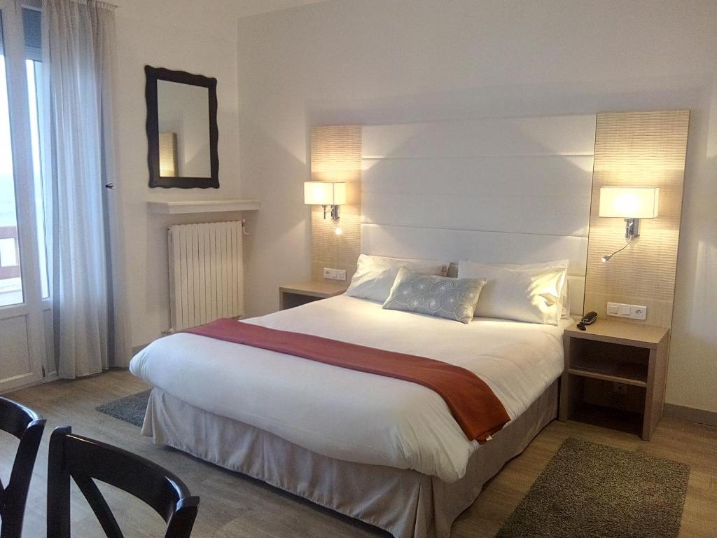 Hotel Uhainak - Accommodation Options