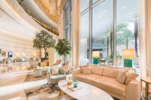 JW Marriott Hotel Marina - Accommodation and Amenities