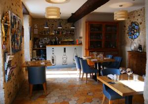 Logis - Abbey Inn - Guest Ratings and Reviews