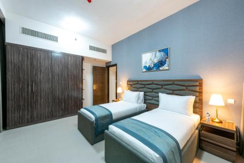 Luxe Grand Hotel Apartments - Accommodation Options