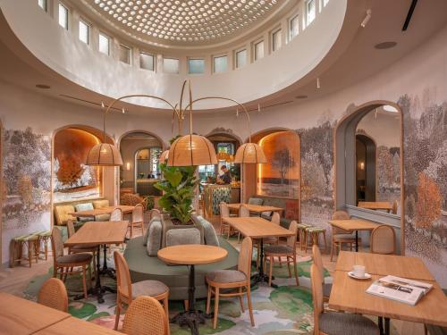 Miss Fuller - Guest Experience Highlights