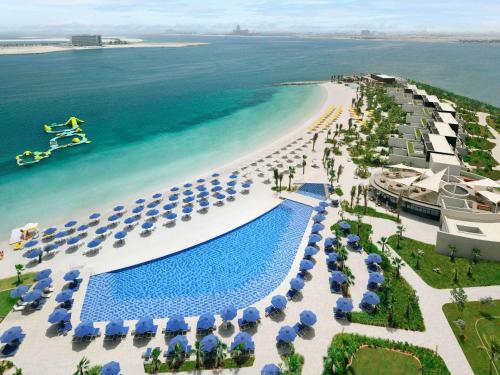 Mövenpick Resort Al Marjan Island - Accommodations and Amenities
