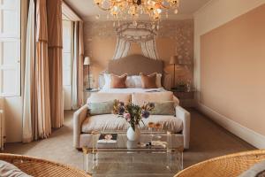 No 15 by GuestHouse, Bath - Guest Reviews and Ratings