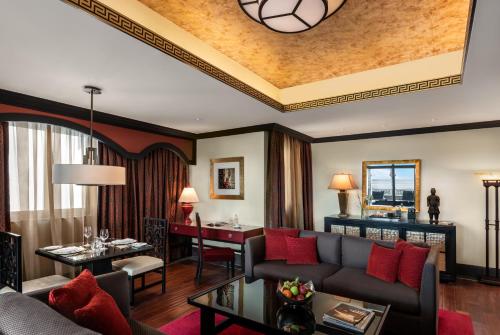 Oaks Ibn Battuta Gate Dubai - Amenities and Facilities