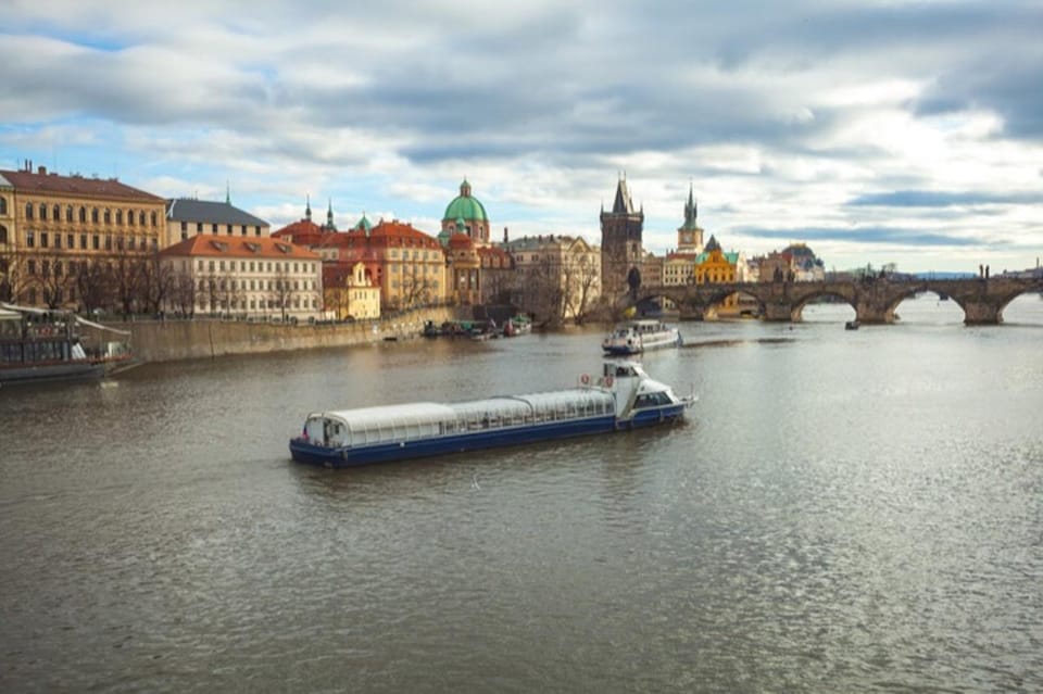 Prague: Luxury River Cruise With Prague Hidden Gems Tour - Experience Highlights of the Tour