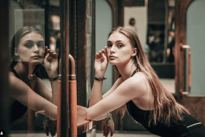 Prague: Professional Photoshoot - Lifestyle Portrait Photos - Pricing Breakdown