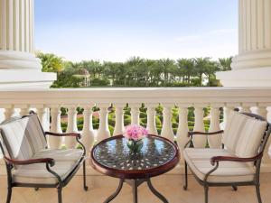 Raffles The Palm - Luxurious Accommodation Options