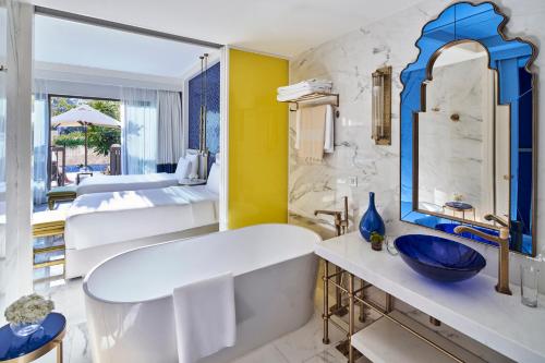 Rixos Premium Saadiyat Island - All Inclusive - Luxurious Accommodations