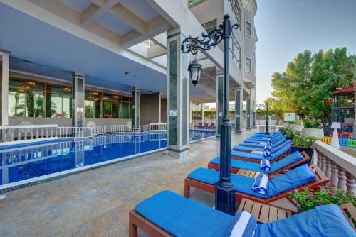 Sahara Beach Resort & Spa - Guest Ratings and Services