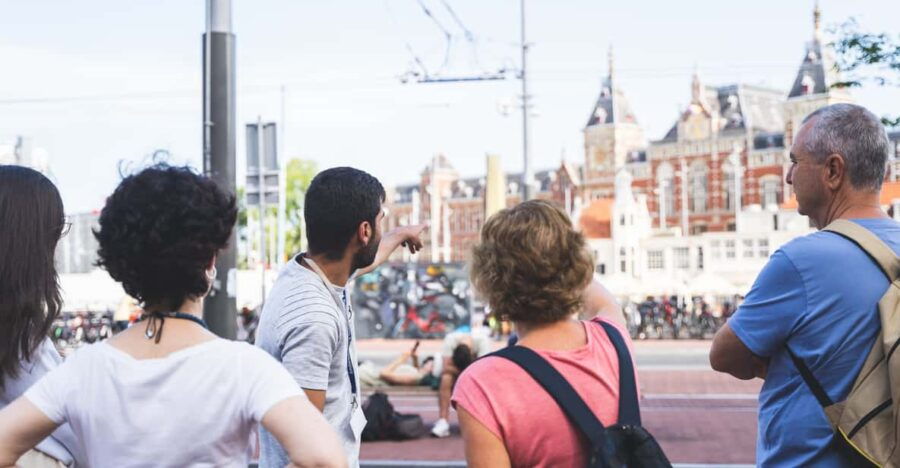 Small-Group Walking Tour With Amsterdam Canal Cruise
