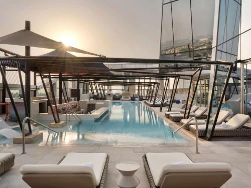 SO/ Uptown Dubai - Amenities and Facilities