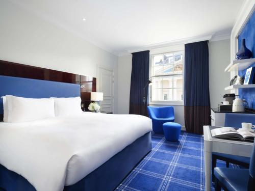Sofitel London St James - Accommodation and Amenities