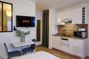 Spa, Love & Relax - Amenities and Services