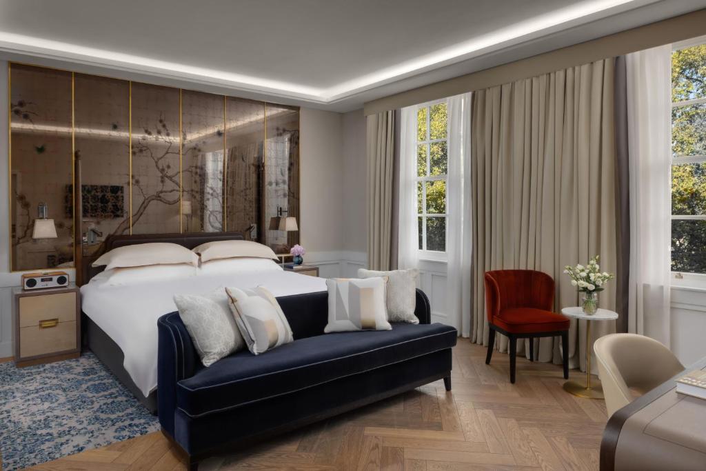 The Biltmore Mayfair - Facilities and Amenities