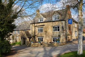 The Crown Inn, Church Enstone - Location Details