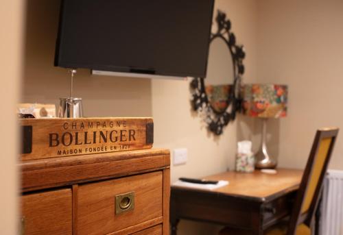 The Pheasant Pub at Gestingthorpe Stylish Boutique Rooms in The Coach House - Unique Accommodation Styles