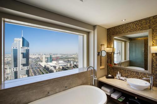 The Tower Plaza Hotel Dubai - Amenities and Facilities