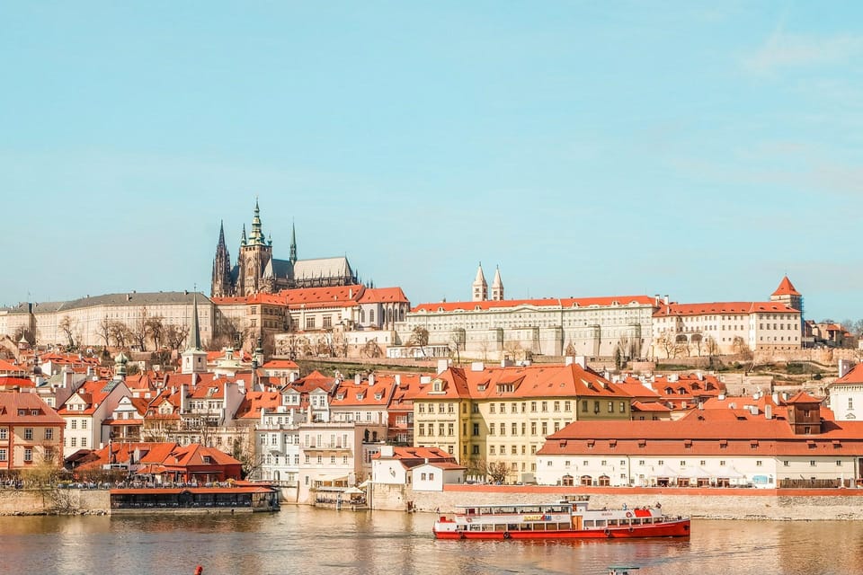 VIP FOOD AND SIGHTSEEING TOUR - 7 HOURS Private Prague Tour - Itinerary Highlights
