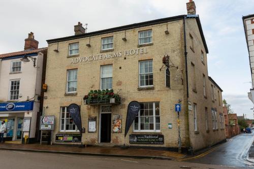 Advocate Arms - Dining Options
