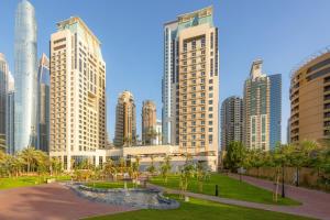 Al Habtoor Grand Resort, Autograph Collection - Facilities and Amenities