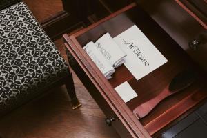 At Sloane - Amenities and Services