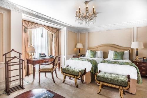 Bentley London - Facilities and Amenities