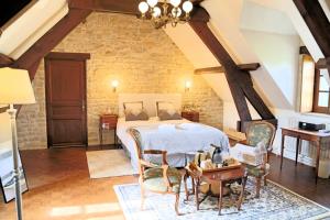 Château Du Bû - How To Book Your Stay