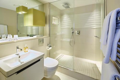 Cheval Three Quays at The Tower of London - Amenities and Features